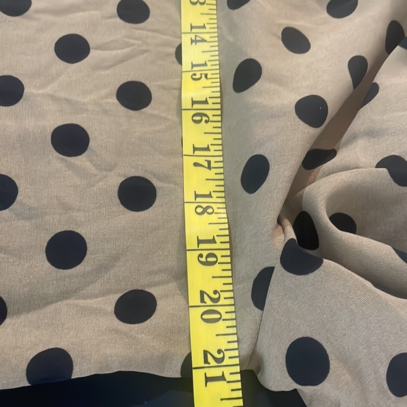 Polka dot blouse,long sleeve, with side neck bow tie closure, black,tan, large - Picture 5 of 8